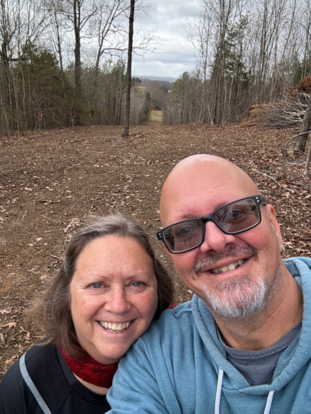 sue-and-mike-forset-fenceline_orig